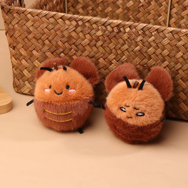 Llavero de cucaracha de peluche único; Llavero de muñeco de animal de dibujos animados; Lindo colgante de mochila; Organizador de llaves de coche; Regalos de par ideales.