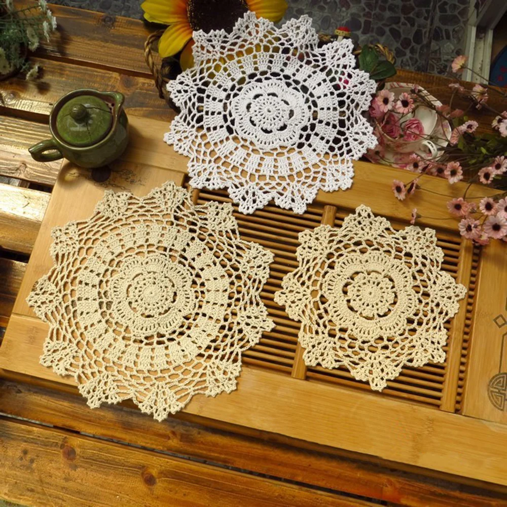 Round Hand Crocheted Doily Vintage Cotton Crochet Table Mat Wedding Napkins Cloth Lace Placemats for Dining Table Decoration