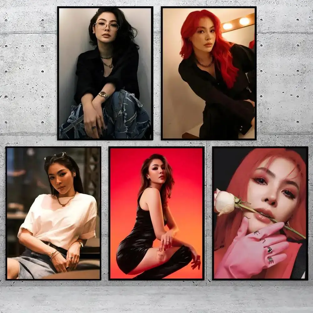 Actress Faye Peraya…