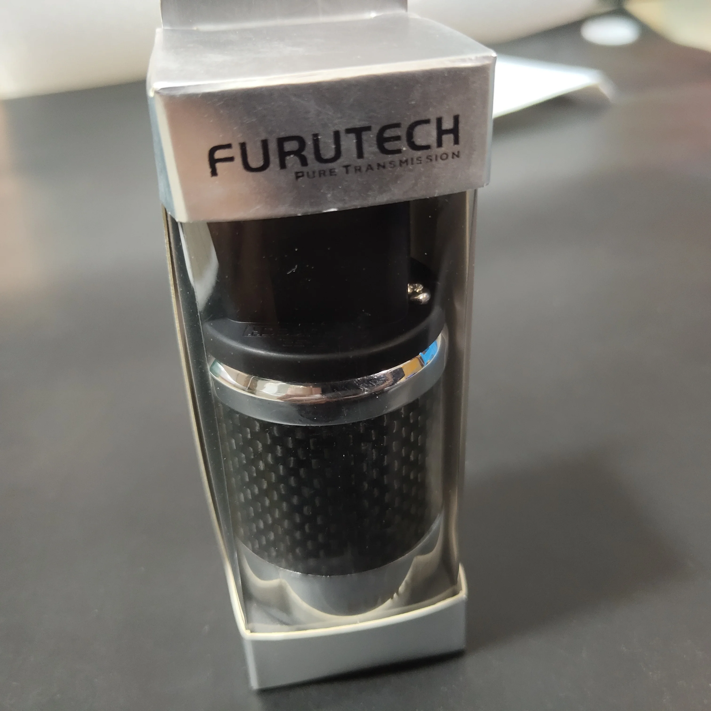 High quality Furutech FI-52 (R)20 Amp IEC Power female Connector HiFi Carbon Fiber Rhodium Plated C19 Plug HiFi AC Power Plug