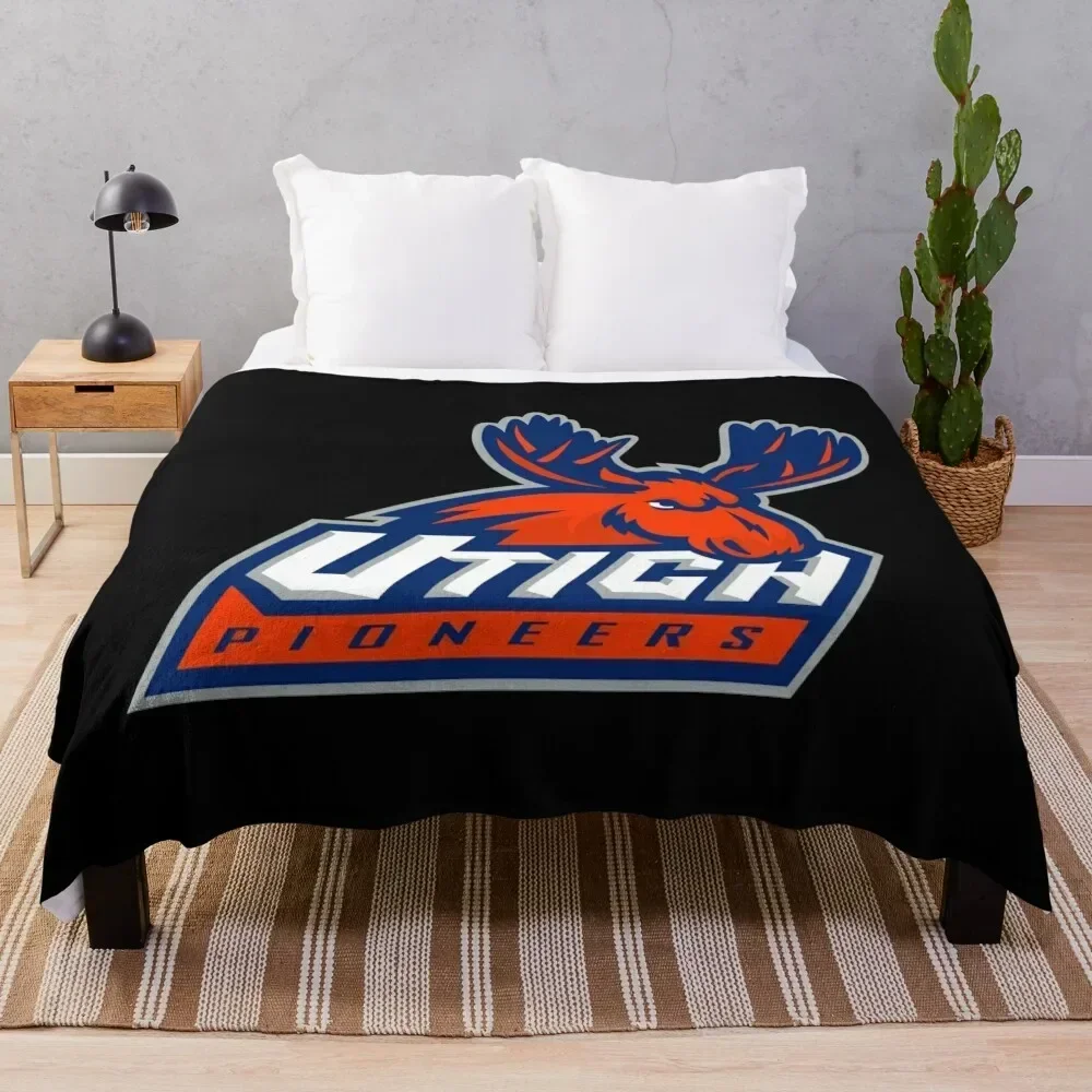 Utica pioneers Throw Blanket Beach Decoratives Plaid on the sofa Blankets