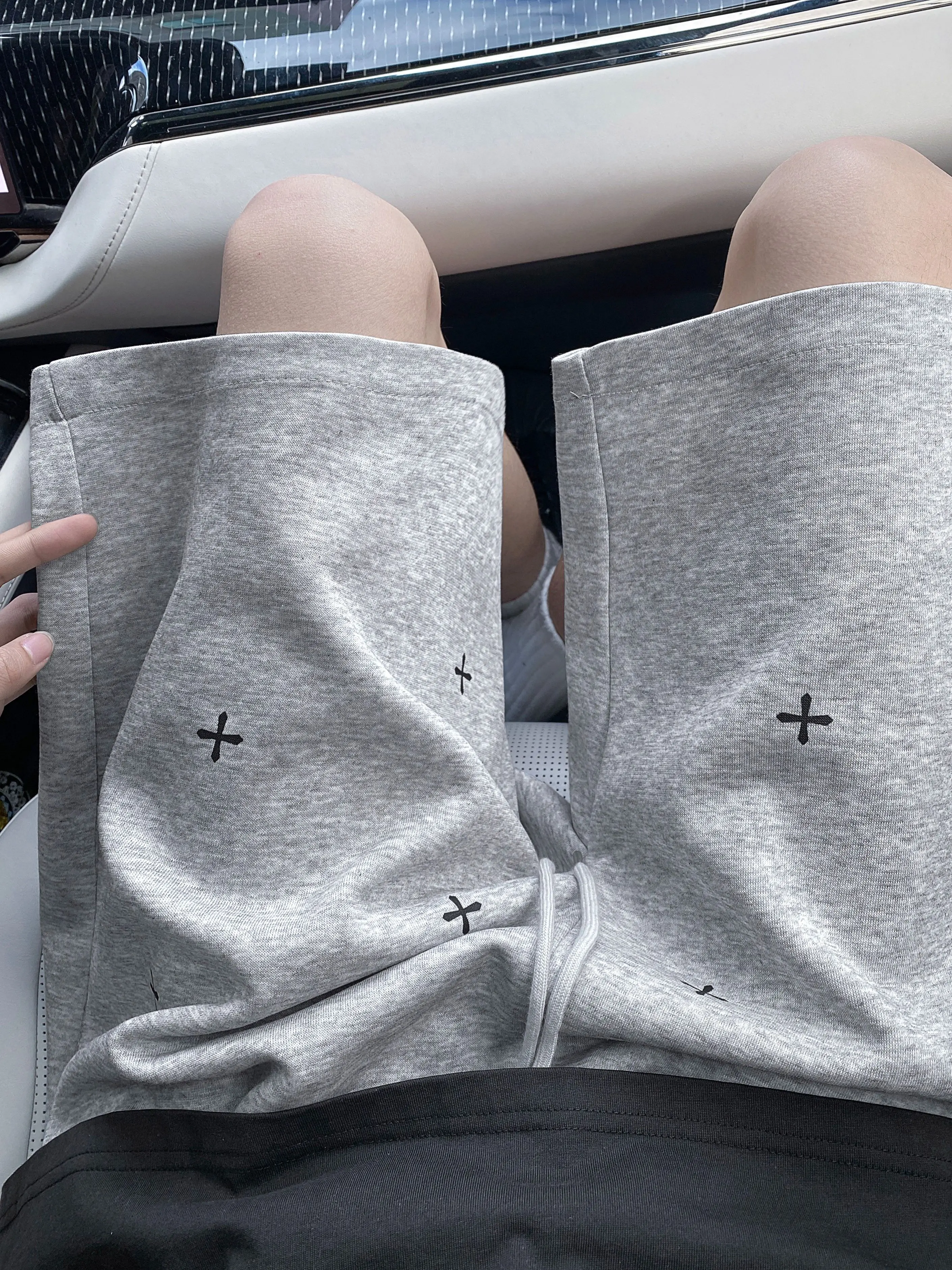 2026 Summer New Men's Casual Sports Shorts Cotton Polyester Blend Cross Embroidery Loose Wide Leg Drawstring Elastic Waist Knee‑