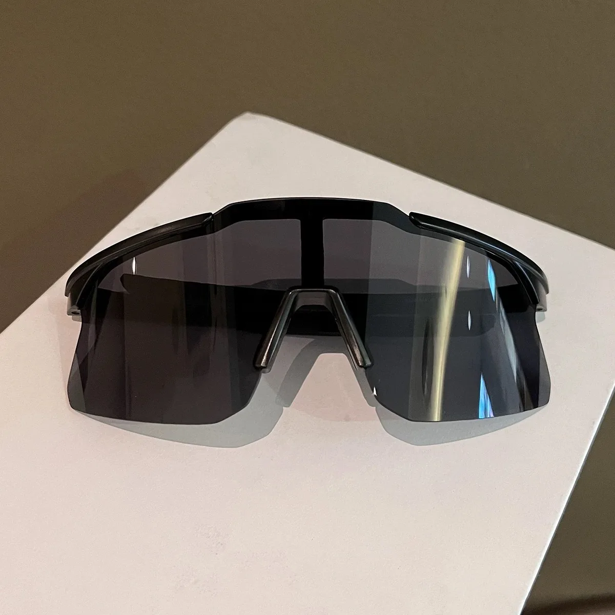 Modische Fahrradbrille mit großem Rahmen, Street-Style, Farbblock-Schutzbrille, Unisex, Pendlerkleidung für alle Jahreszeiten