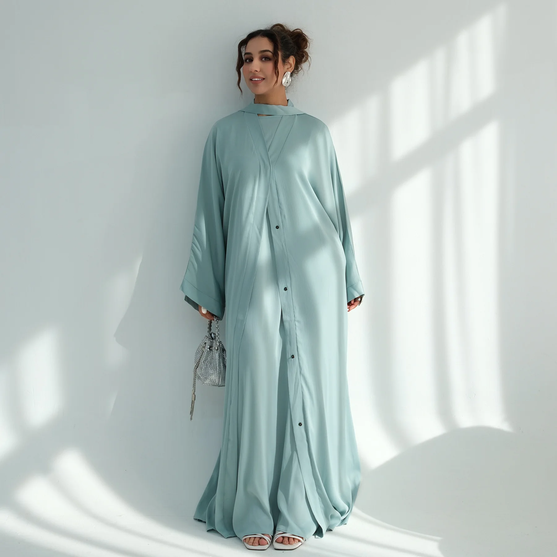 

Комплект из 2 предметов: женское платье-абайя, кафтан, джалабия, праздничное мусульманское платье, Дубай, длинное платье, Рамадан, Марокко, кафтан, длинная роба, абайи 2026