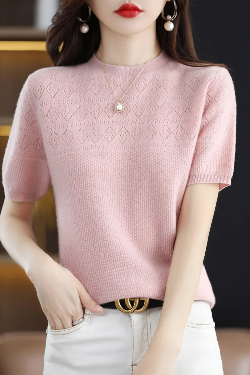 New short-sleeved T shirt 2024 summer base sweater mother age reduction beautiful foreign style small shirt thin top