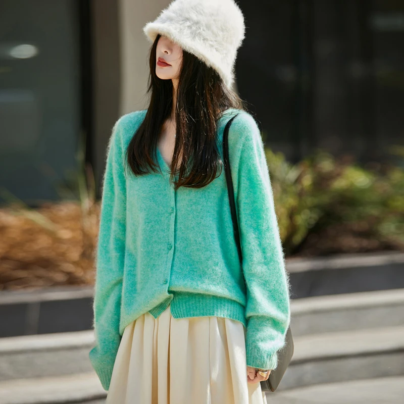 

New Style 100% Merino Wool V-Neck Casual Cardigan Fashionable Trendy Sweater Women Autumn Winter Soft Comfortable Knitwear Top