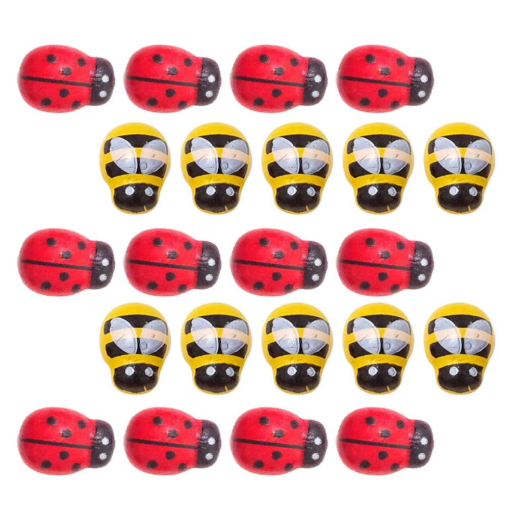 

200Pcs Eco-Friendly Wood Ladybug Figurines Indoor Outdoor Garden Decoration