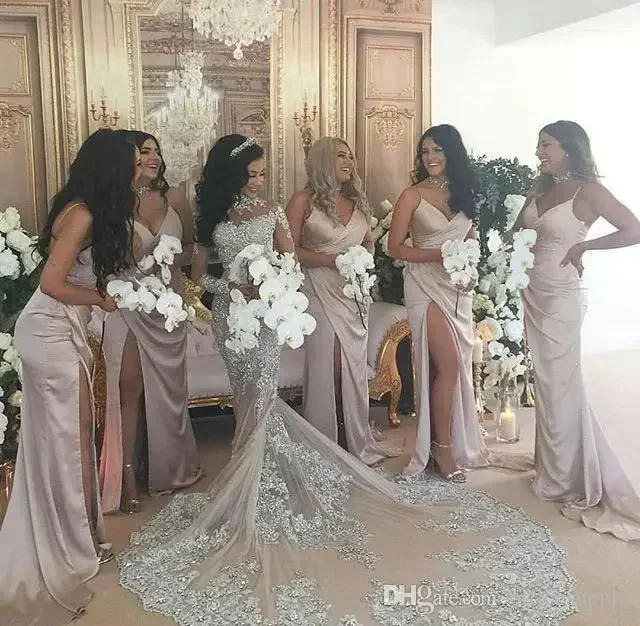 Abito da sposa a sirena personalizzato Perline scintillanti trasparenti sexy Applique in pizzo Collo alto Illusione Manica lunga Champagne Tromba da sposa Go