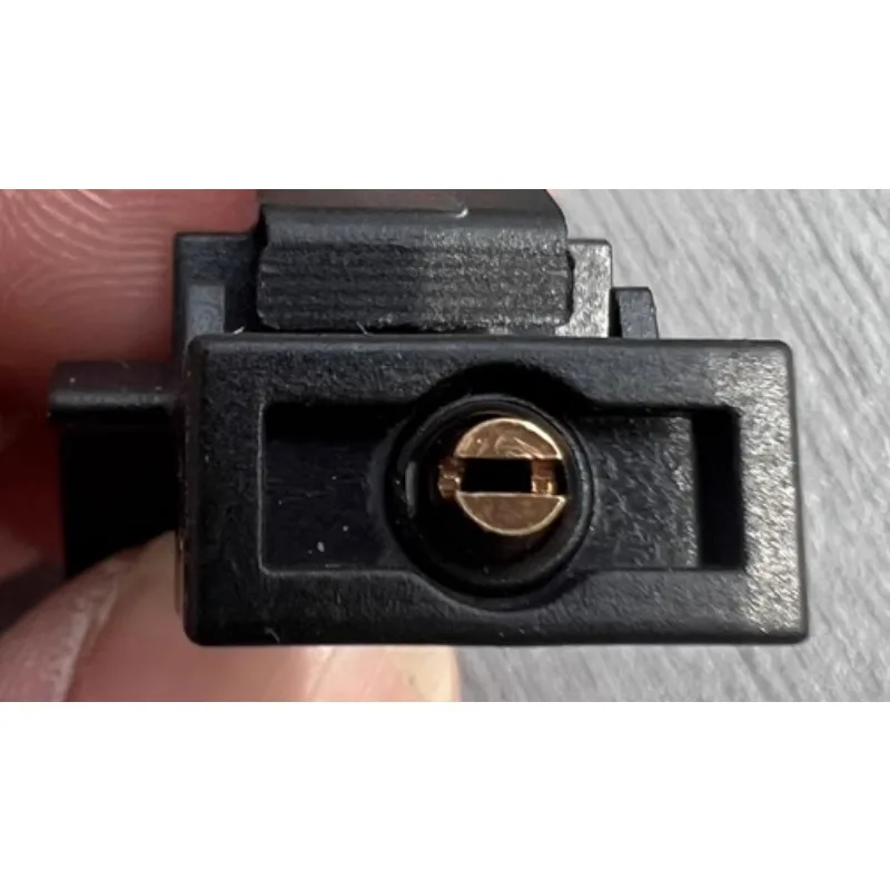 Für Ford Escort Edge Taurus Territory Kuga Macos 2-teilige Frontscheiben-Waschdüse Motorabdeckung Scheibenwischer-Kopf