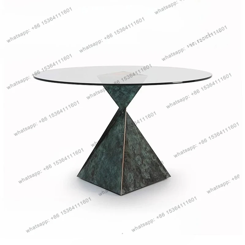 

Скандинавский современный минималистичный креативный модельер делает старую виллу, воронку, обеденный стол, еда для маленькой квартиры