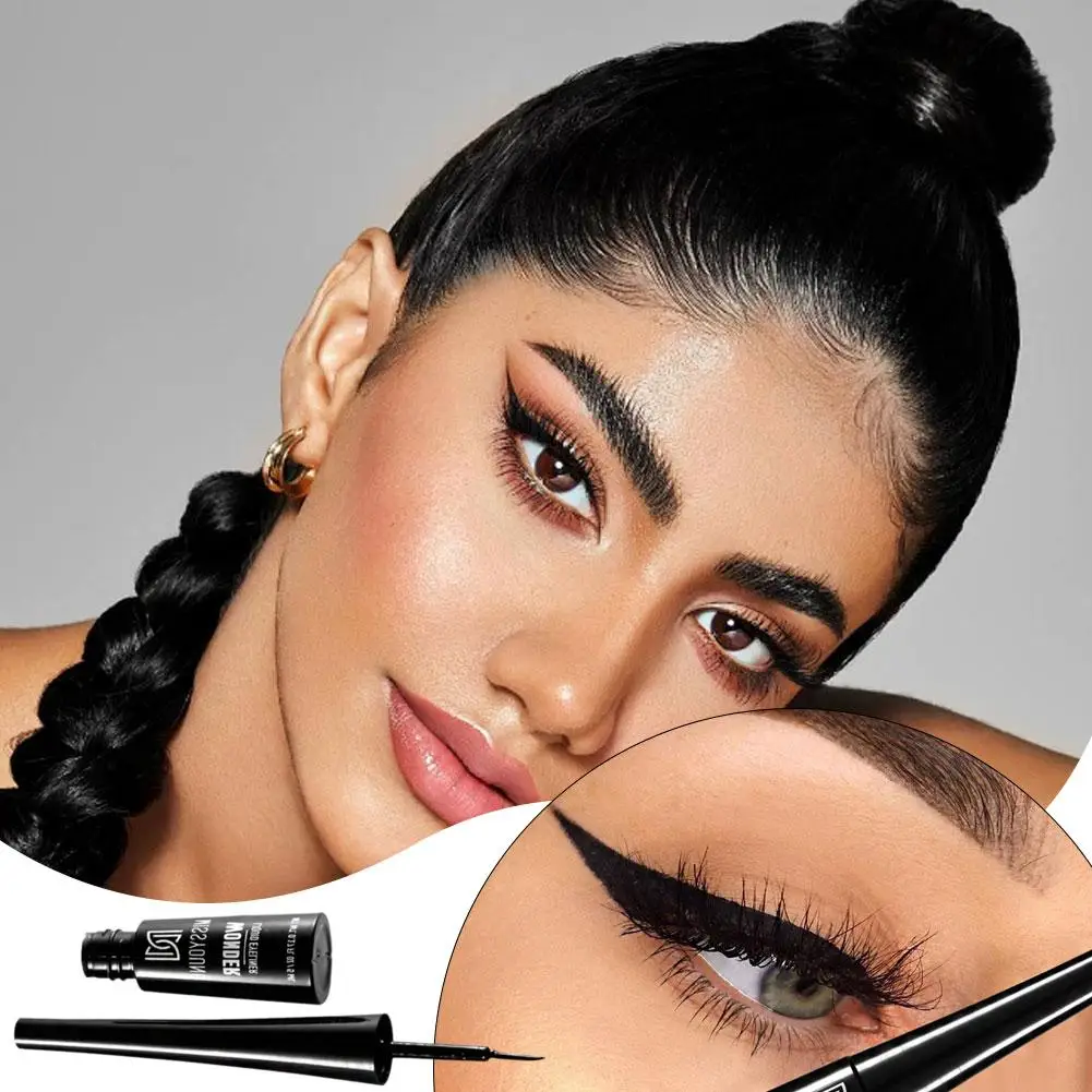 Flüssiger Eyeliner, intensives Make-up in schwarzer Farbe, unverzichtbarer Präzisions-Eyeliner für perfekten, wischfesten Cat-Eye-Eyeliner