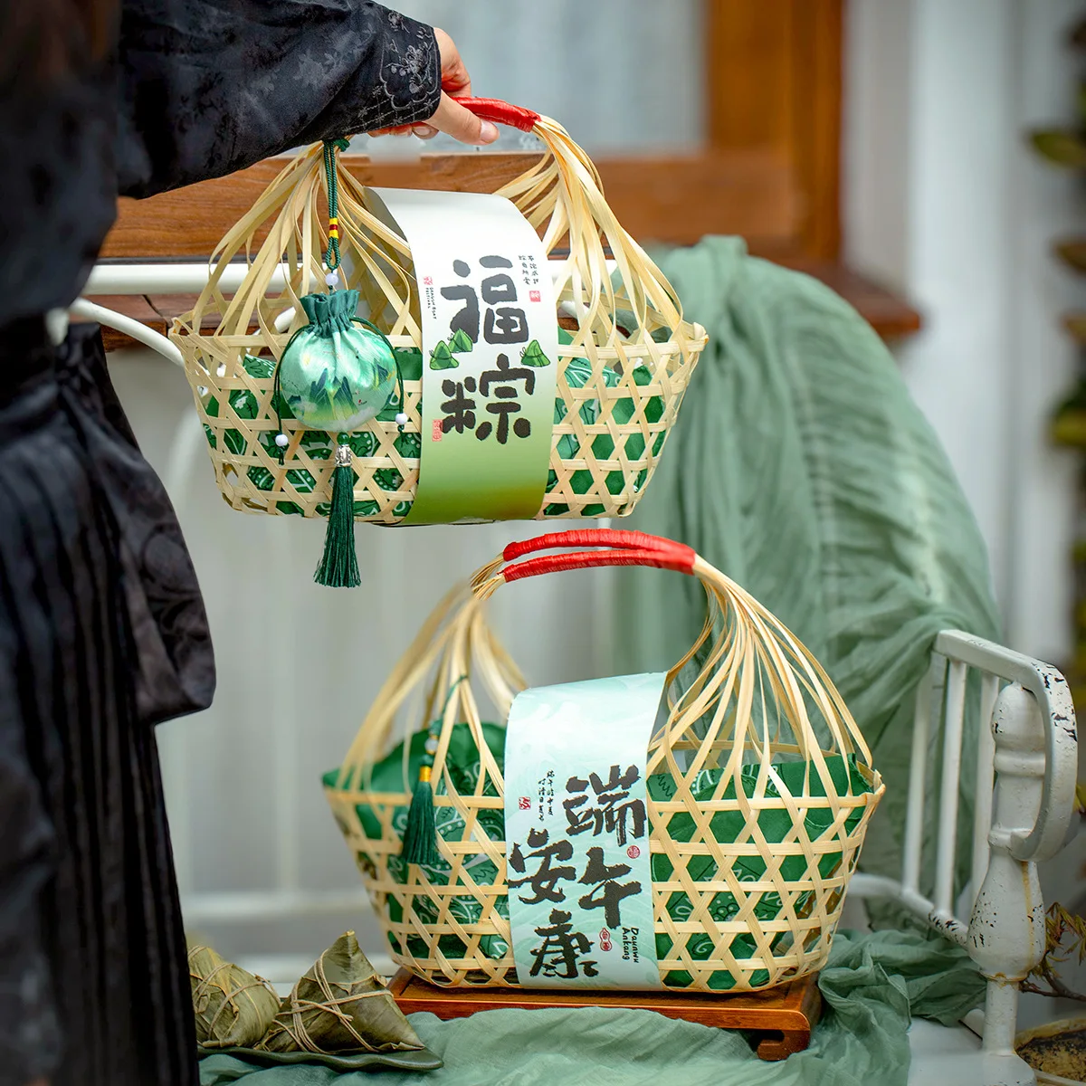 High-End Bamboo Woven Zongzi Gift Box Empty Box for Tea Eggs Traditional Chinese Festival Food in Bamboo Basket Ladies T-Shirt