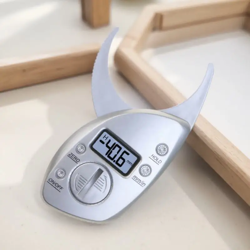 

1Pcs Digital Body Fat Caliper Fast Reading Fat Tester with Clear Display Portable Health Monitor for Fitness Training Silver