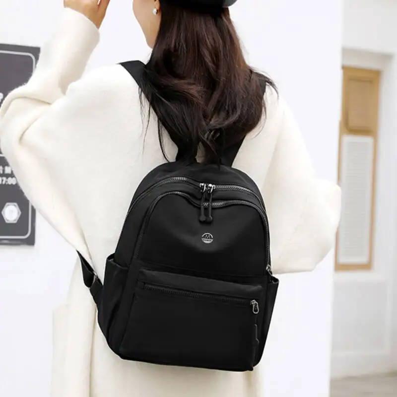 Casual Multi Pockets Backpacks For Women Waterproof Nylon Daypack Women Lightweight Back Pack Ladies Large Capacity Travel Bags