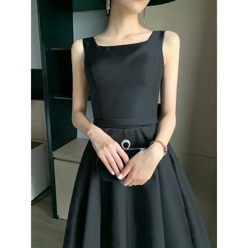 Satin Evening Gown With Square Neckline Socialite Style Backless U-shaped Bow Adult Princess Dress Toast Dress Customized