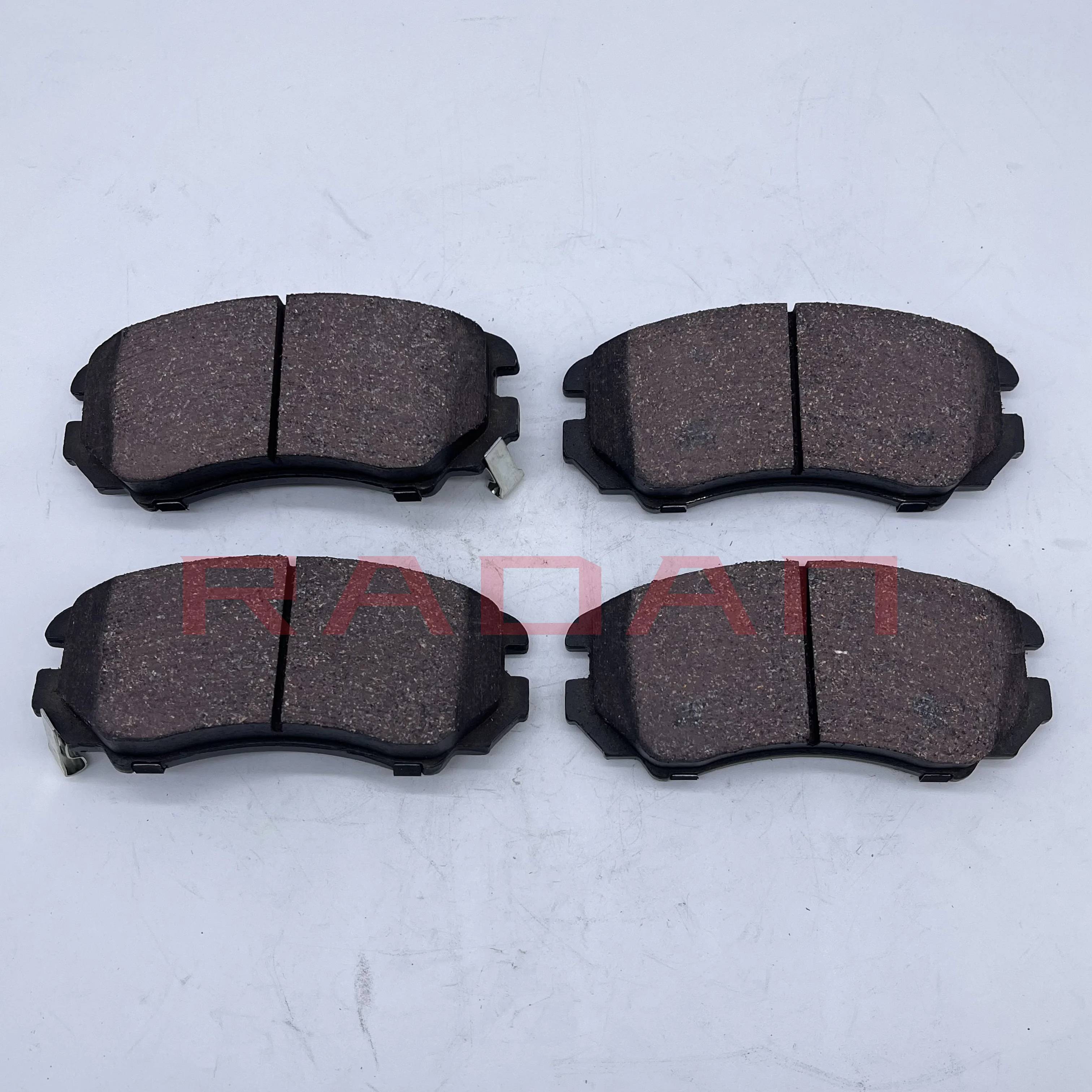 Original Quality Quiet Ceramic Brake Pads For FAW Bestune NAT E05 T55 T77 T99 B70S Pony Besturn X80 HONGQI E-HS3 HS5