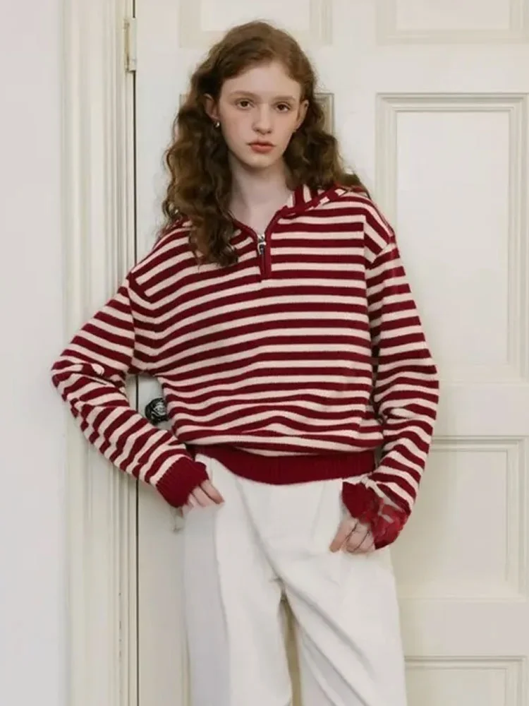 

Красный полосатый вязаный свитер на молнии с капюшоном, повседневный, в стиле кэжуал, женский, осенняя новинка, удобный, мягкий, в полоску, с длинными рукавами