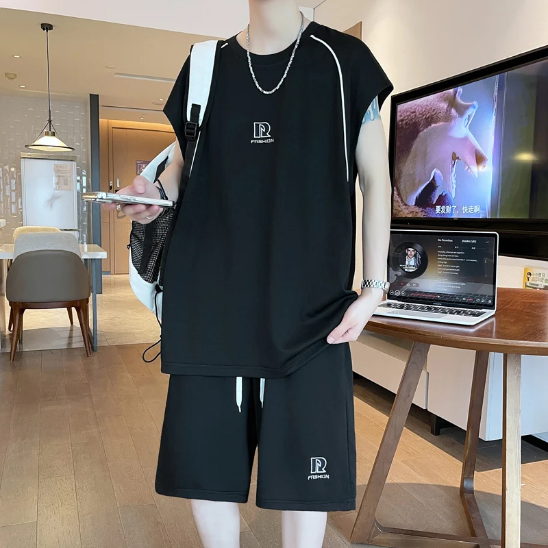 

Men's Casual 2-Piece Sportswear Set Streetwear Fashion Tracksuit T-Shirts and Shorts Beachwear Summer Sweatshirt T-Shirts Set