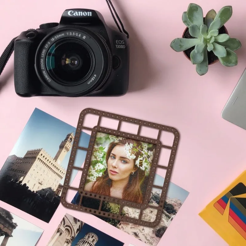 カード作成用フレームカットダイ、金属フィルムスタンプ、スクラップブッキング装飾、エンボス加工ホリデー、チケット、DIY