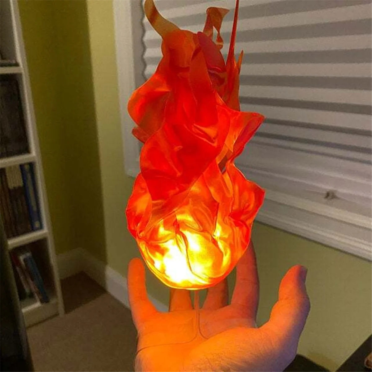 ABZV-Halloween Floating Fireball Prop Flame Lamp Prop Artificial Fake Fire Floating Props No Flame for Home Halloween Decor