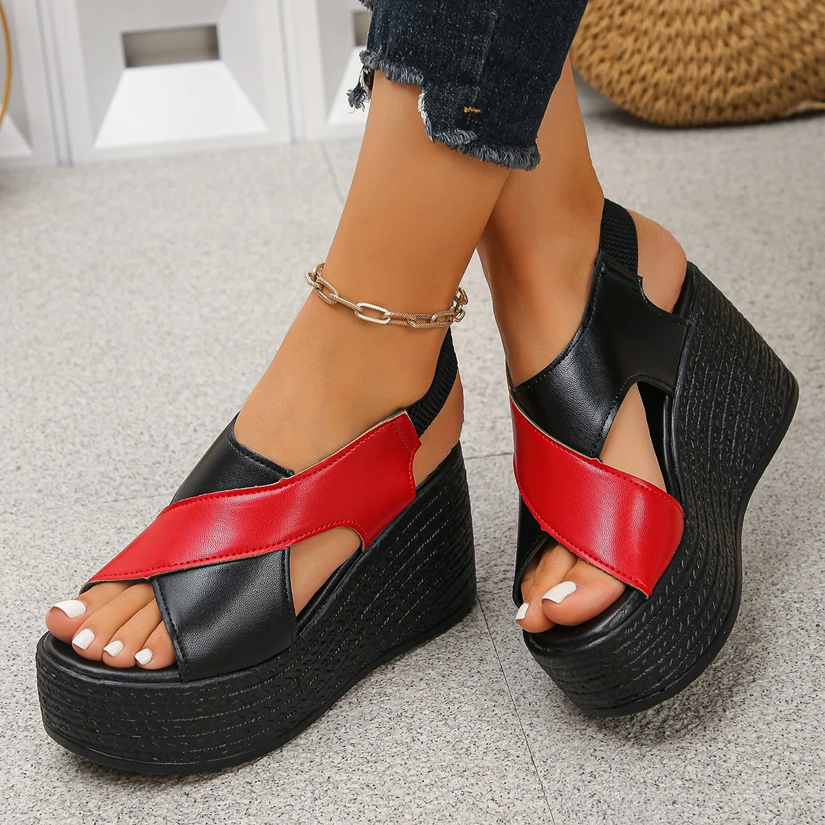2026 Summer Women Shoes Sandals Leather Strap Roman Shoes Fashion Outdoor Thick Sole Non-slip High Heels Platforms Sandals