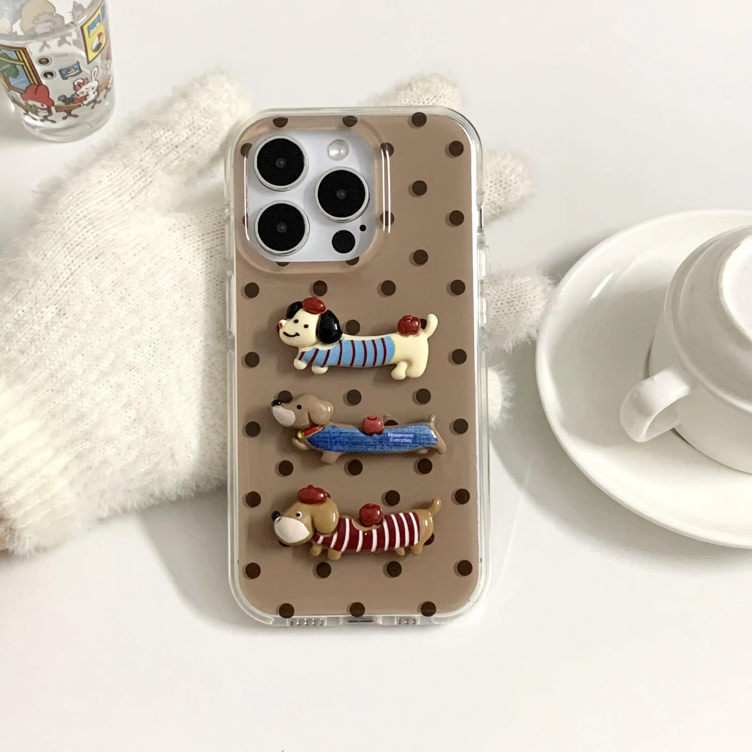 

Polka-Dot Stereo Dachshund Mobile Phone Case Suitable for Apple for Iphone16Promax Case/For Iphone15Promax Case/14Pro Case/13 Iphonecase/Fashion Women's Mobile Phone Case/Simple Mobile Phone Case