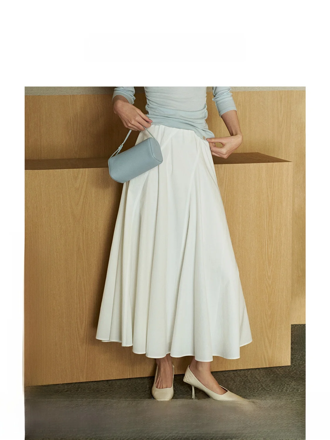 

Elegant White Long Half-length Skirt Zhizhi Stone Slow Commute Simple Style High Waist A-line Skirt for Spring Summer