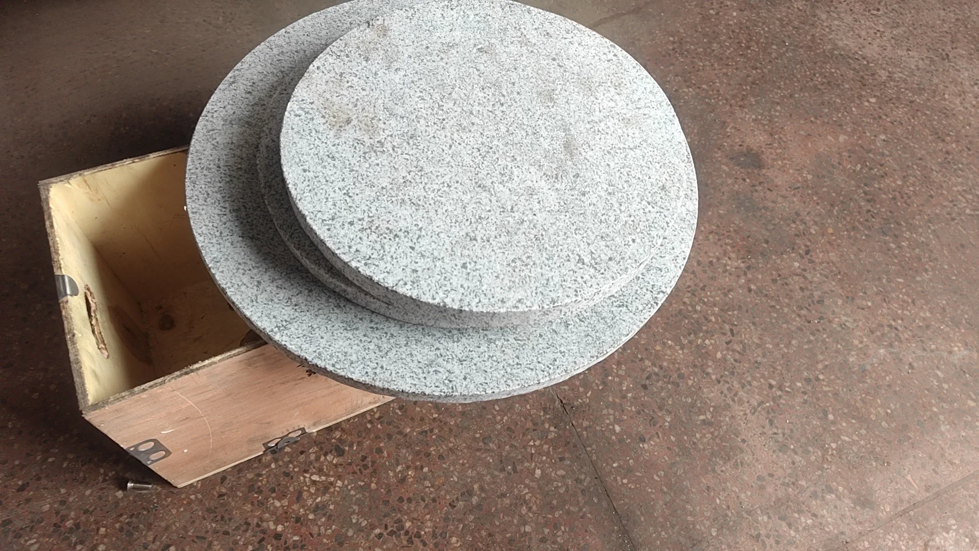 Commercial Chocolate Stone Melanger Granite Cocoa Grinder