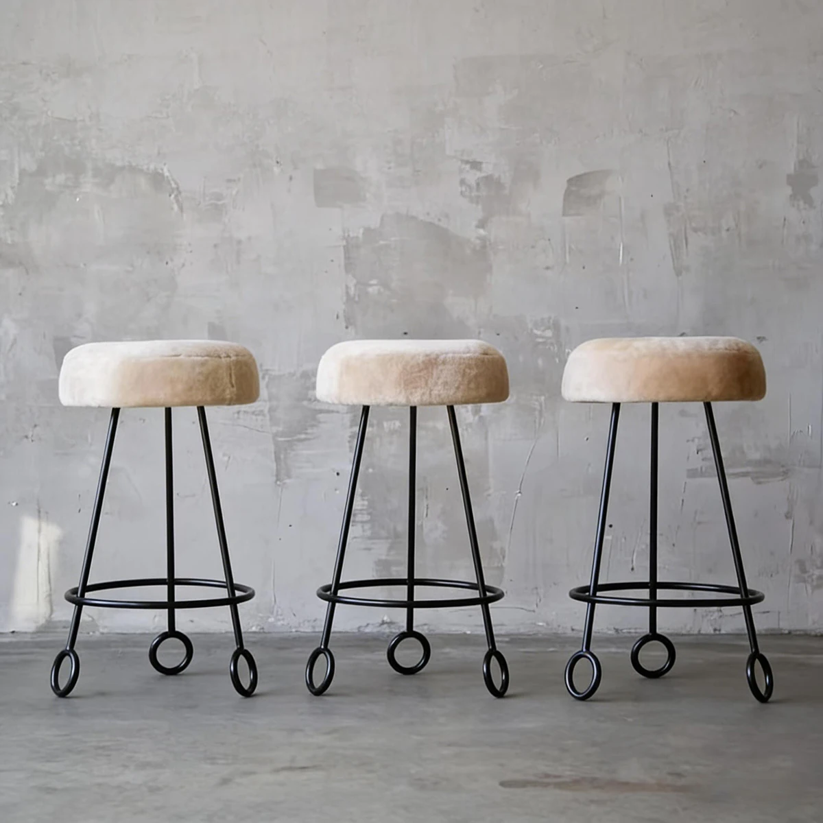 xx-Modern Iron Metal Bar Stools Factory Wholesale White Round Velvet Fabric High Bar Stool Chairs for Home Bar Hotel^