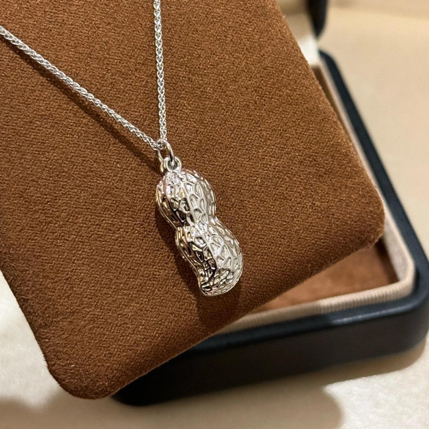 100% 925 فضة لامعة شل تمهيد AAA الزركون الفول السوداني القلائد للنساء غرامة مجوهرات