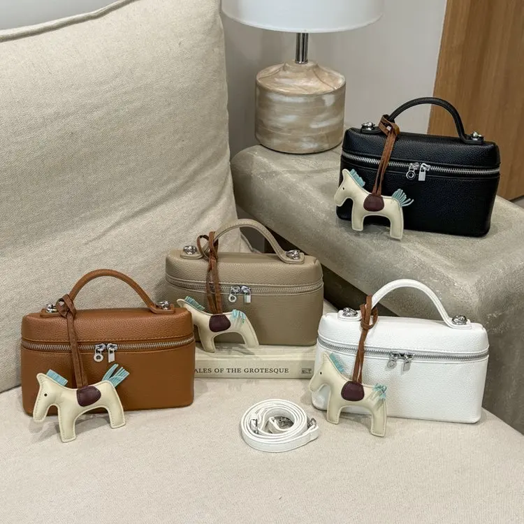 

Новая модная универсальная портативная сумка-мессенджер 2026 года в иностранном стиле с узором личи, для повседневного использования