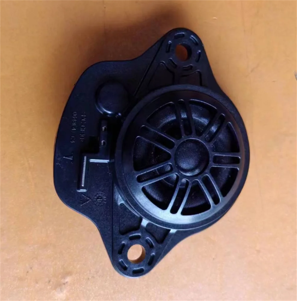 Applicable to Tesla Model 3 AWD 2019 RHD model Y instrument panel speaker tweeter 1098737-00-B