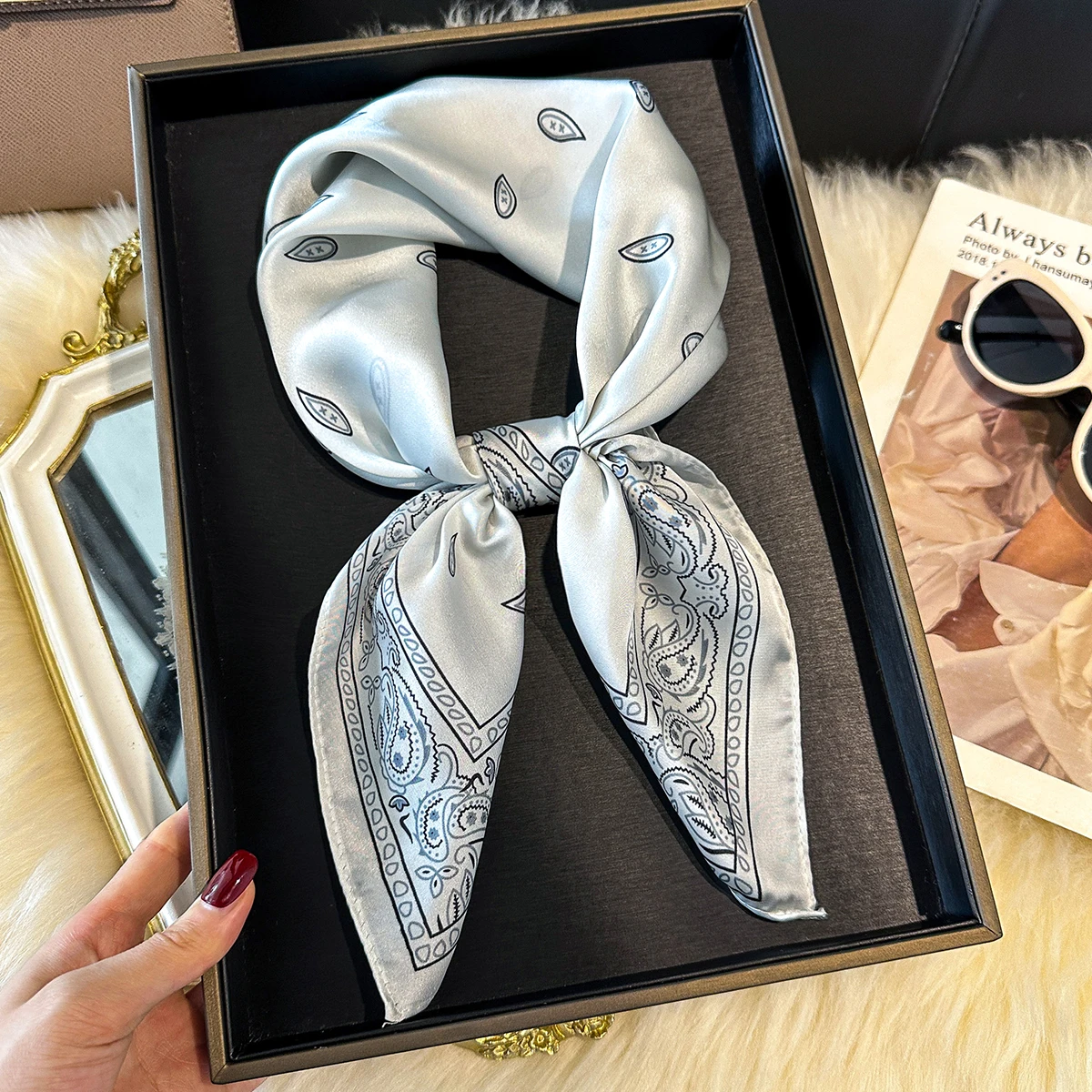 Neue 70 cm Platz Paisley Print Platz Silk Schal Lässig Elegante Dünne Atmungsaktive Hals Frauen Winddicht Kopf Wrap Haar Schals – Detail 10
