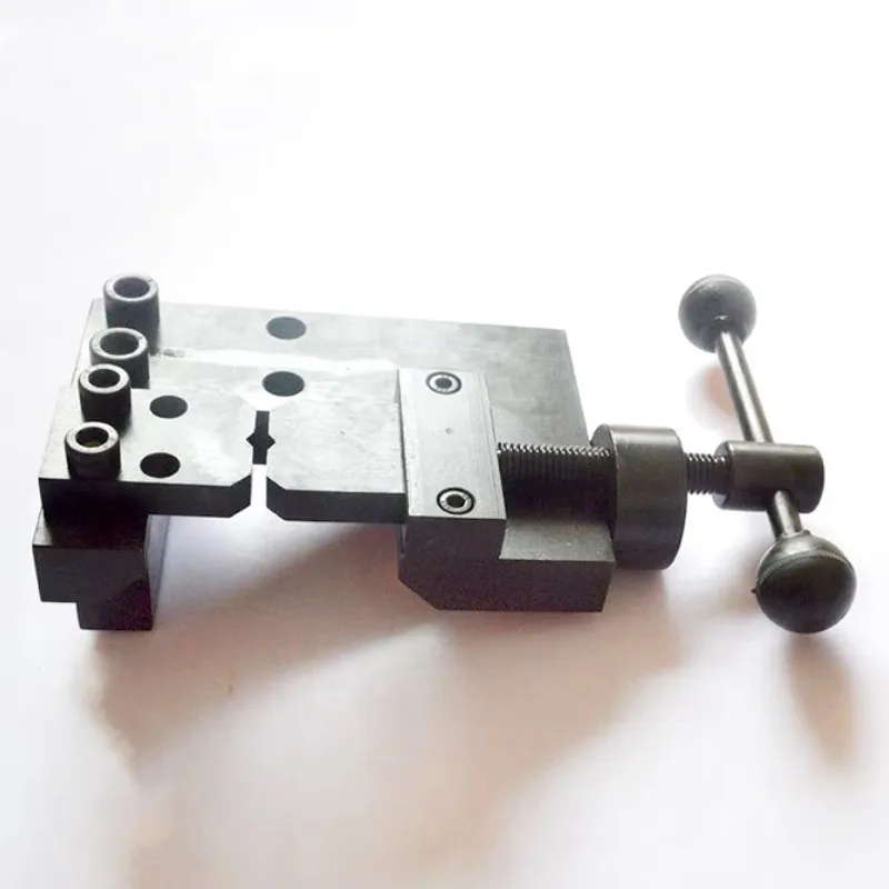 Common Rail Injector Disassembly Rack Simple Nozzle Dismantling Device Oil Pump Injector Plate