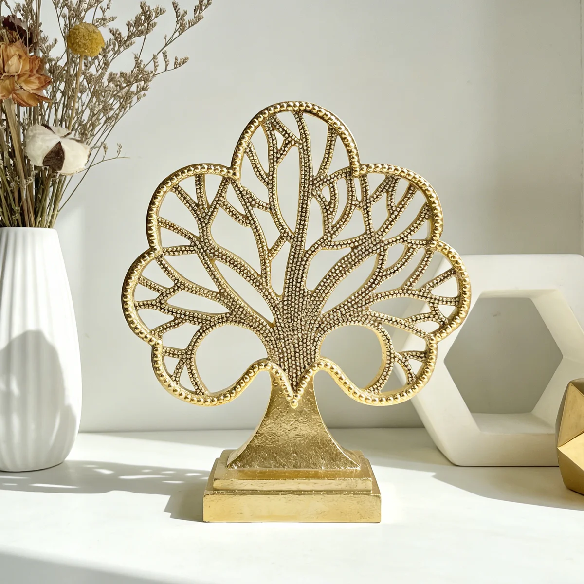 1pc new design bead life tree resin ornament European style creative home living room entrance resin character handicraft deskto
