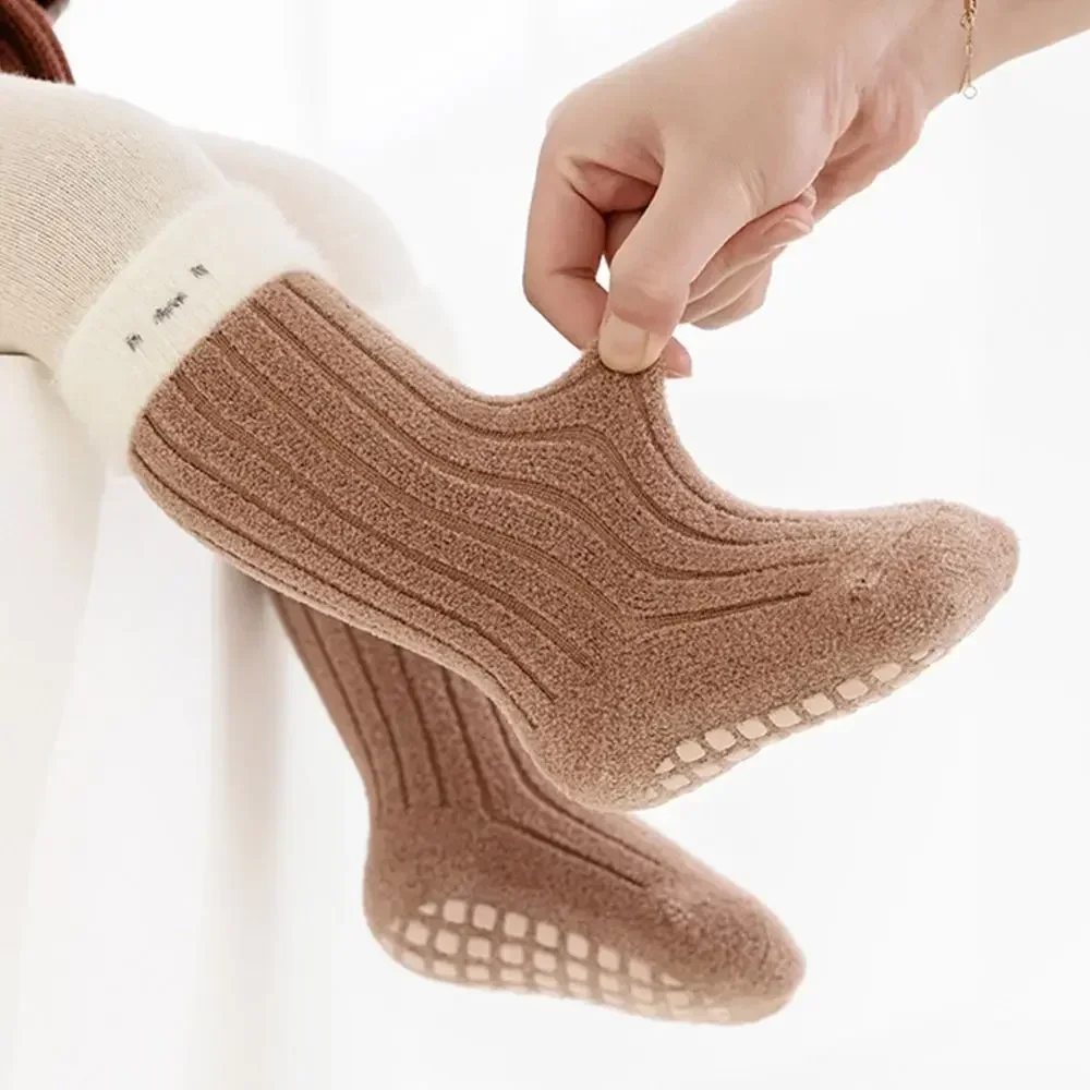 أزياء الشتاء الطفل الجوارب لينة الدافئة طفل الجوارب رشاقته لطيف الكرتون الطابق الجوارب الفتيان الفتيات