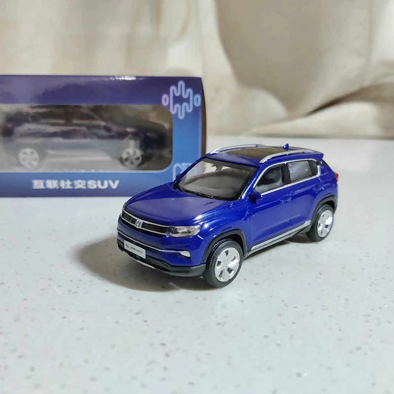 1:43 Changan CS35 Plus 2018 SUV Plastic Car Model Toy Collectible Ornament Souvenir