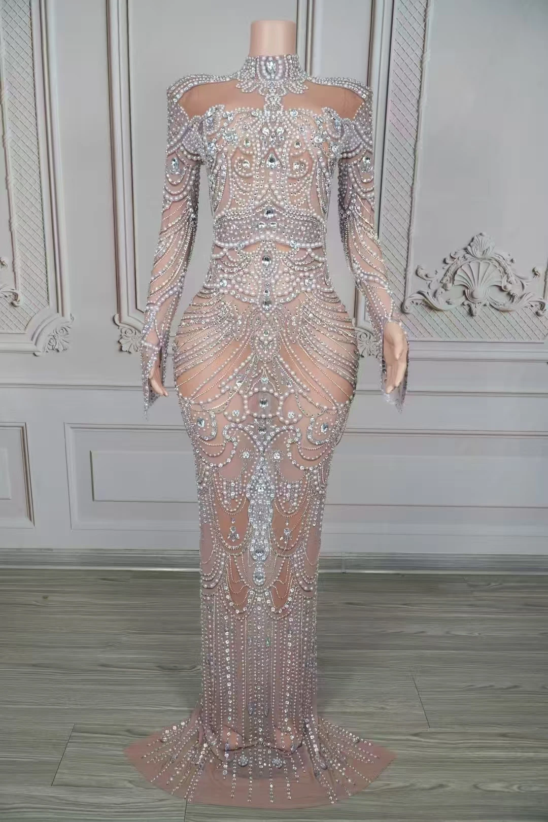 

Elegant Crystals Pearls Long Dress Women Sexy SeeThrough Mesh Evening Dress Birthday CelebrateWedding Photo Shoot Wear D231