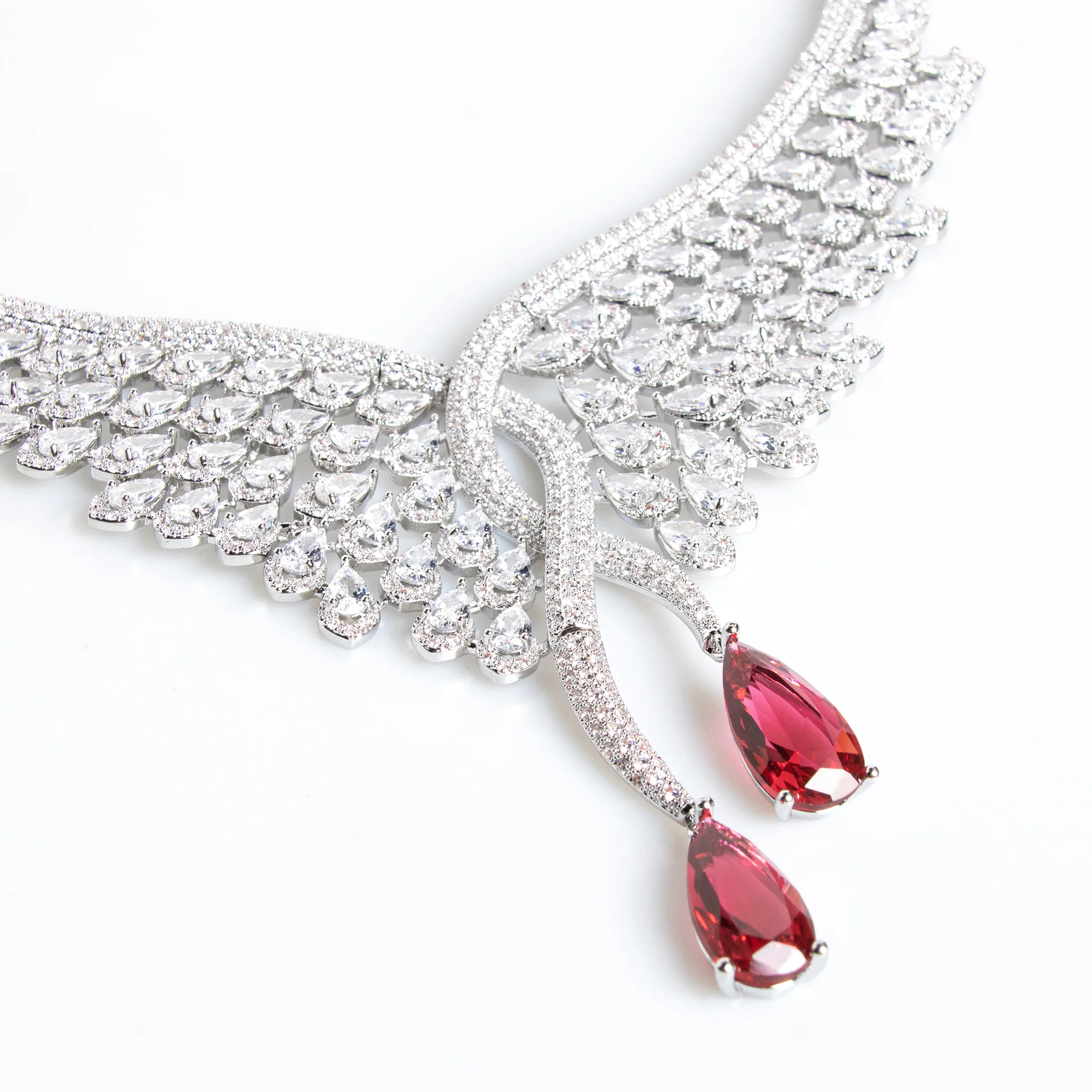 

New European Water Drop Zircon Wing Earrings Necklace Fashion Versatile Luxury Temperament Zircon Jewelry Wholesale