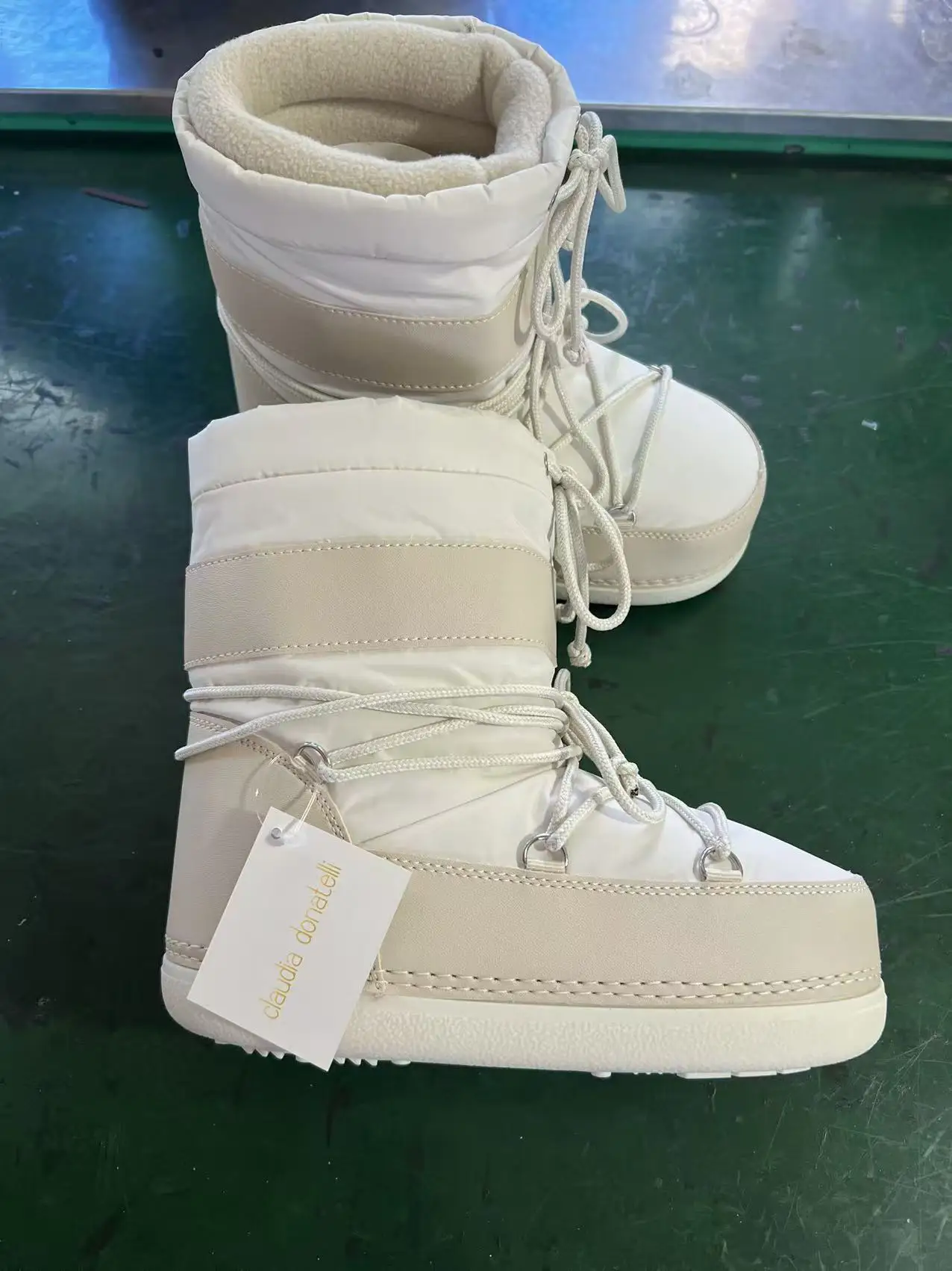 

MOON2025 зимние теплые ботинки на подкладке, женские противоскользящие зимние ботинки Thi Bot, водонепроницаемые корейские ботинки Bread oe