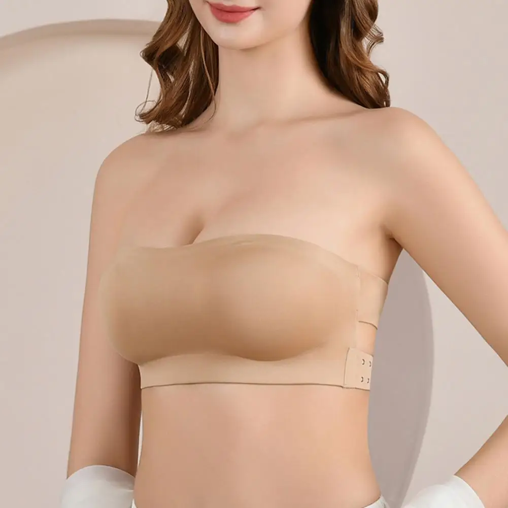 Women Strapless Bra Ribbed Fabric Bra Ice Silk Bra with Contoured Cups Strap No Shoulder Strap Design Anti-slip Silicone Lining