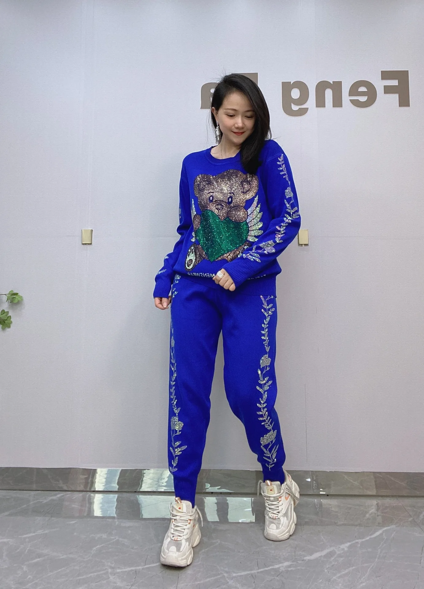 Casual Knitted 2 Piece Sets Women Outfit Sequins Bear O Neck Long Sleeve Top and Pencil Pant Sets Tracksuit Streetwear 2024