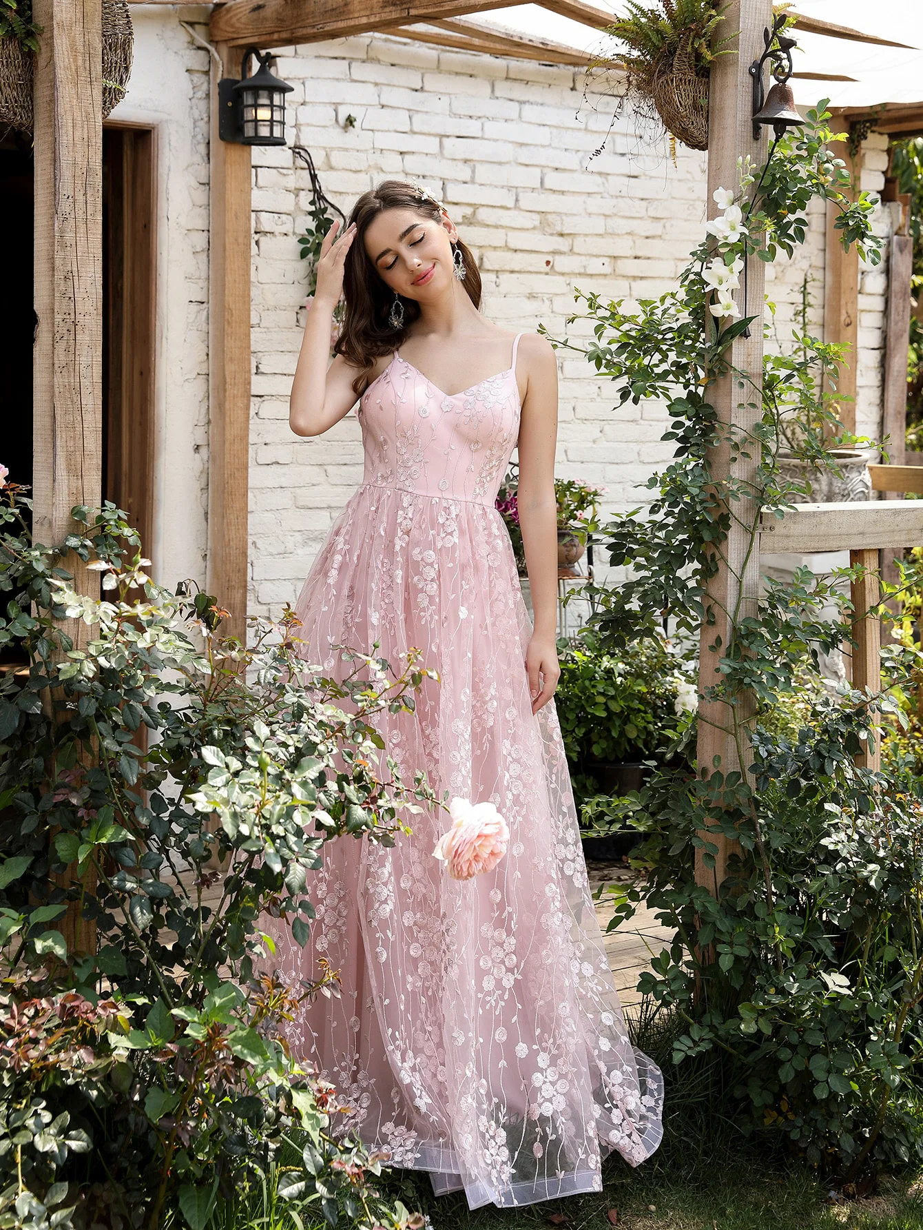 Vestido de noche con tirantes y cuello en V para mujer, bordado de malla, Espalda descubierta, elegante, fiesta de graduación, dama de honor