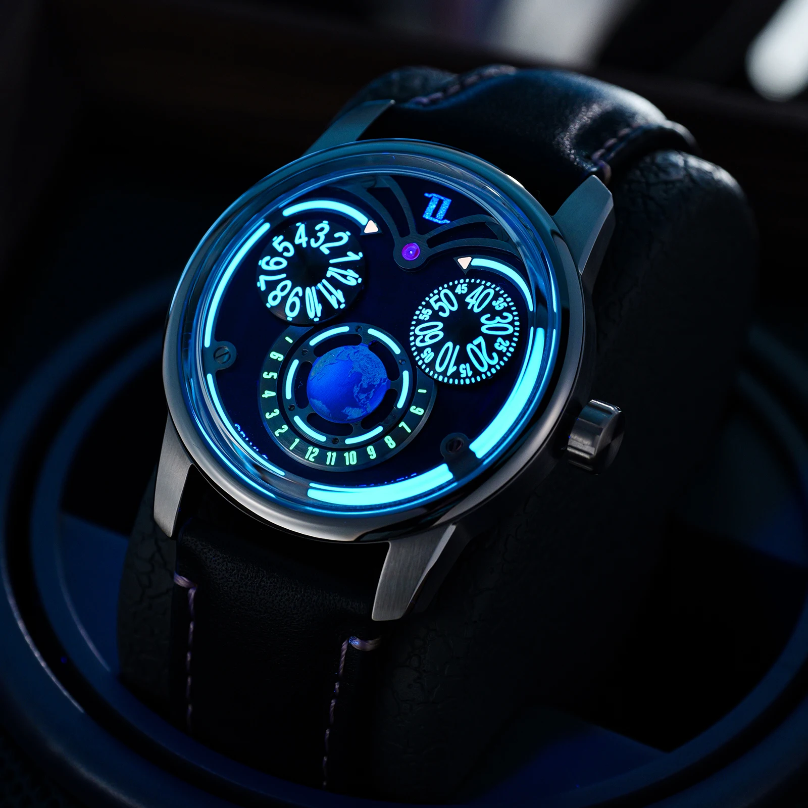 OBLVLO Luxury Sharp Eagle Eyes Earth Subdial Mechanical Watch Super Blue Light Leather Strap Waterproof Automatic Watch JM-EAGLE