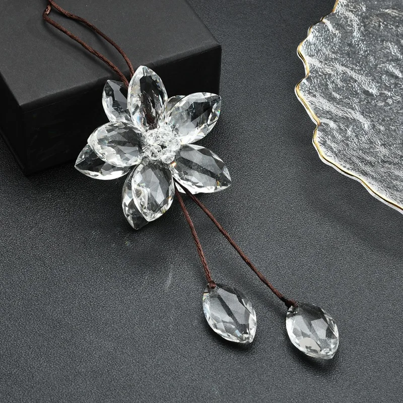 Elegant Gift Pack Crystal Floral Suncatcher Wind Chime Car Mirror Pendant Rainbow Prism Ornament Present For Female Friend