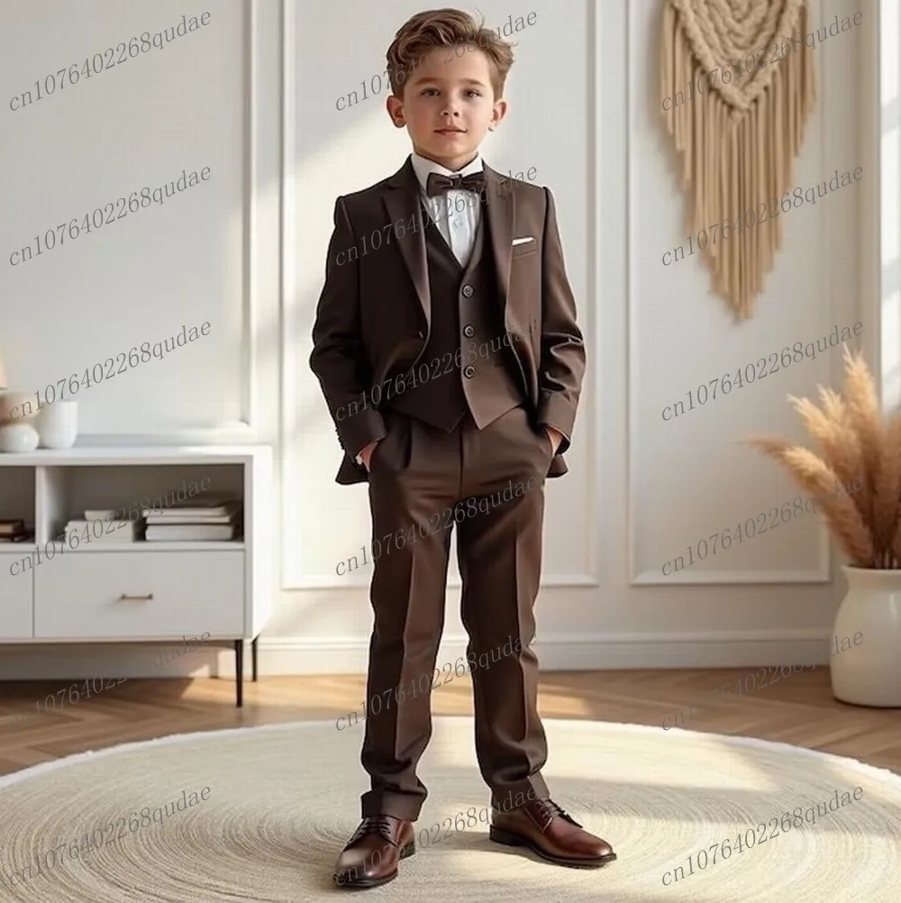 

Темно-коричневый детский костюм для торжественных случаев на заказ, детский смокинг для свадебной вечеринки, одежда для мальчиков, комплект из 3 предметов, куртка, жилет, брюки