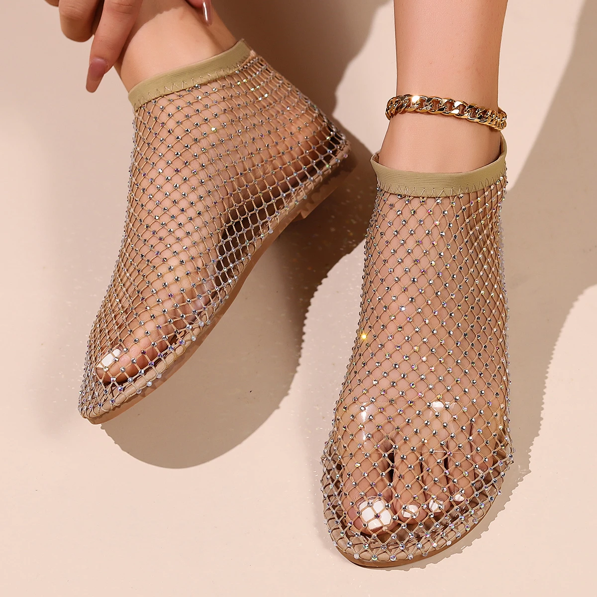 New Summer Breathable Hollow Rhinestone Sandals Boots Pullover Toe Feet Plus Size Fashion Versatile Sandals Women\'s Shoes