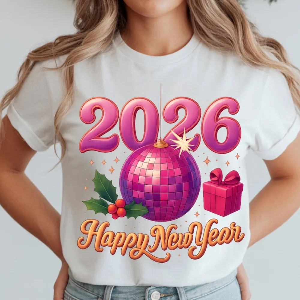 سنة سعيدة 2026 العصرية ليلة رأس السنة المرأة قميص السنة الجديدة الجرافيك تي شيرت الرجعية السنة الجديدة ديسكو الكرة الجرافيك Y2k بلايز القمصان #2