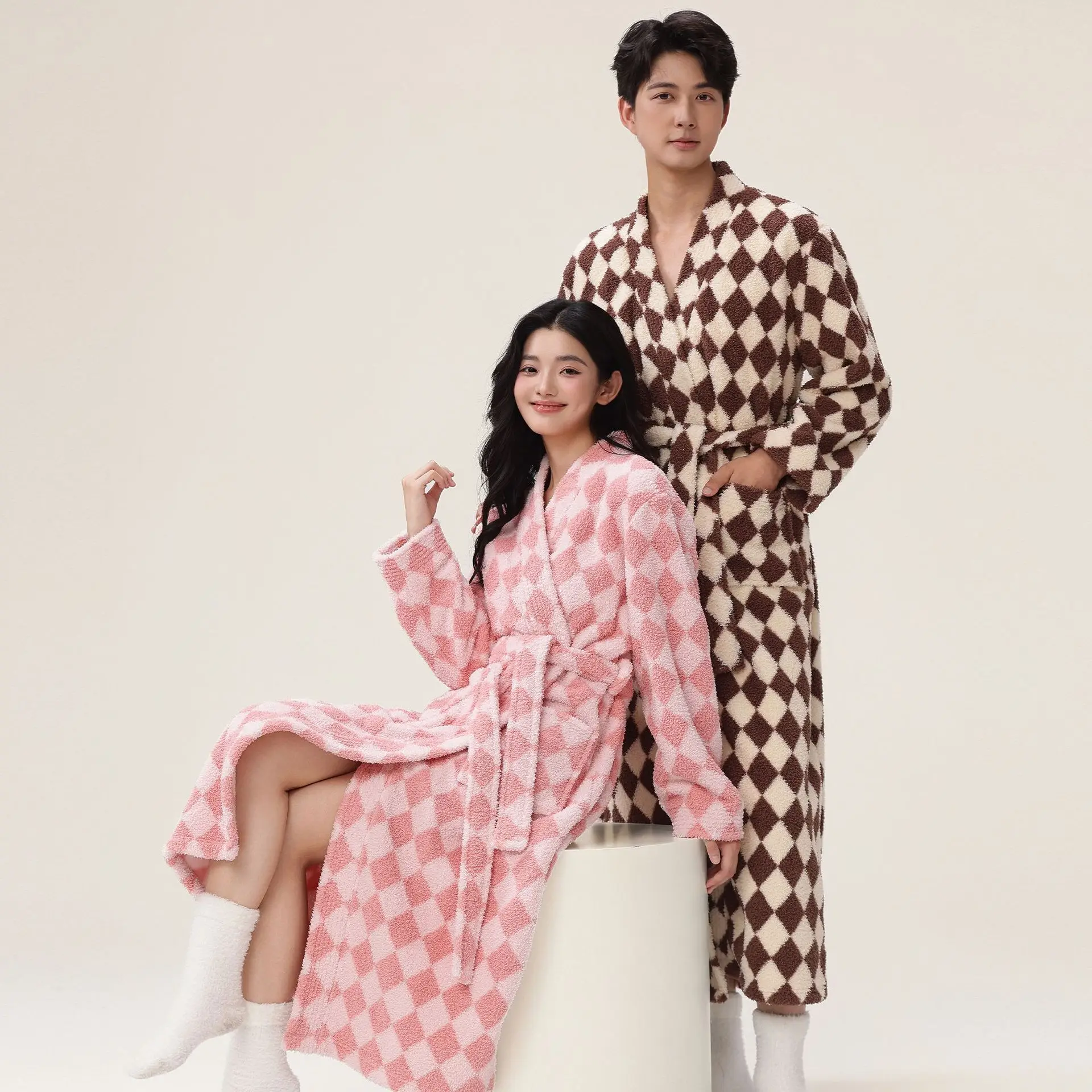 Female Autumn and Winter Warm Long Coral Velvet Thick Couple Bath Bathrobes Men Women Pajamas Shower Robe Bath Towels For Adults