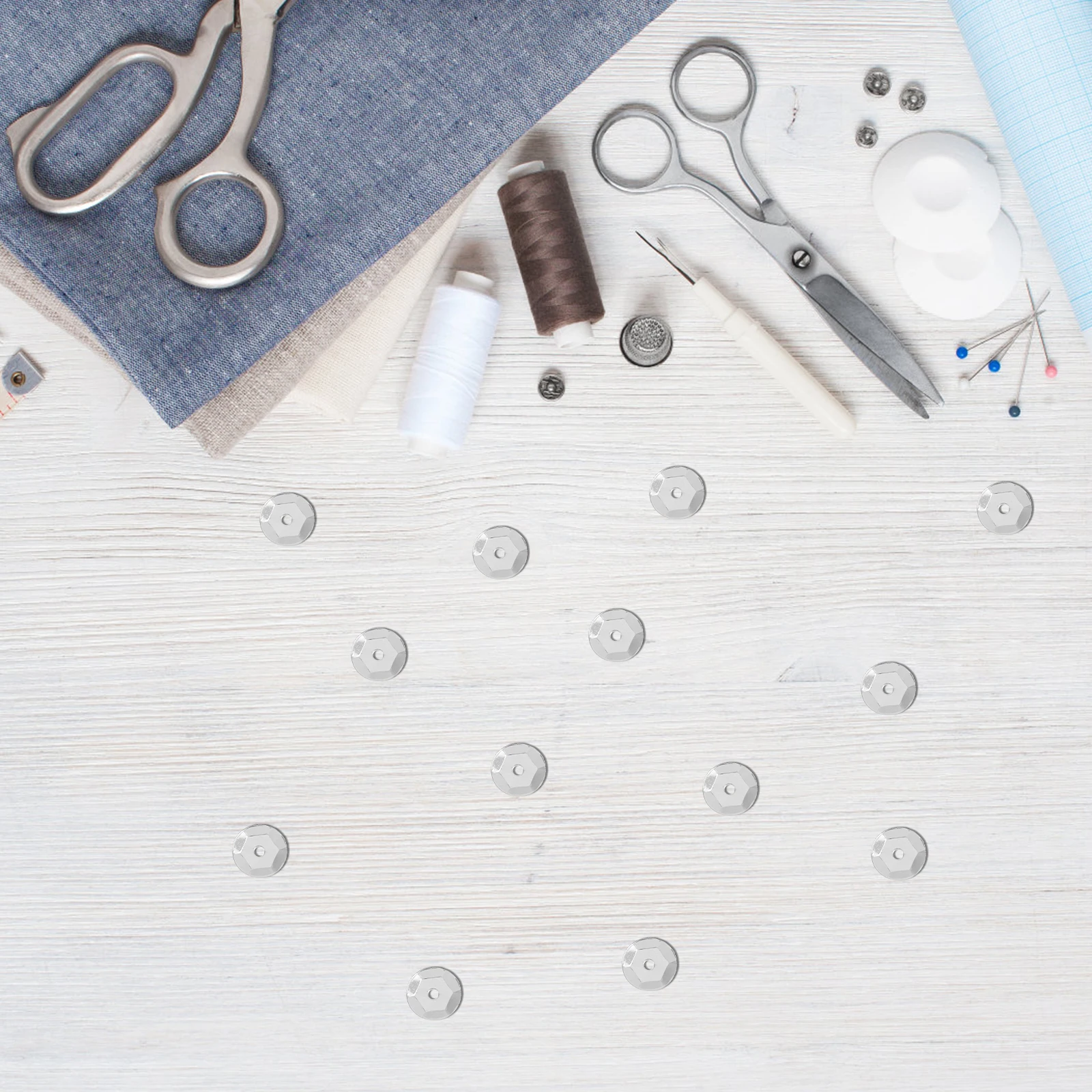 

800Pcs 8Mm Round Cup Sequins Silver Iridescent Shiny Loose Paillettes for Clothing Stationery Crystal Mud Decorative